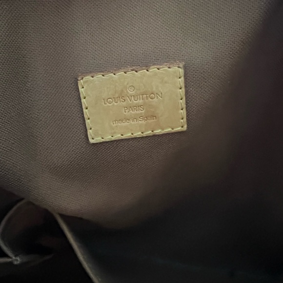 Louis Vuitton Cabas Beaubourg Monogram - Picture 9 of 10